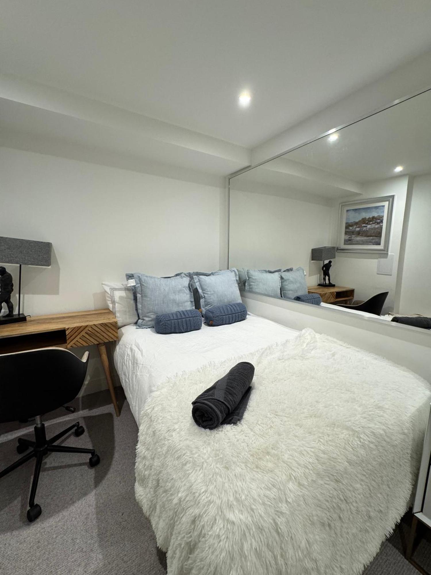 High Deluxe Standard Flat For 6 People In The Heart Of