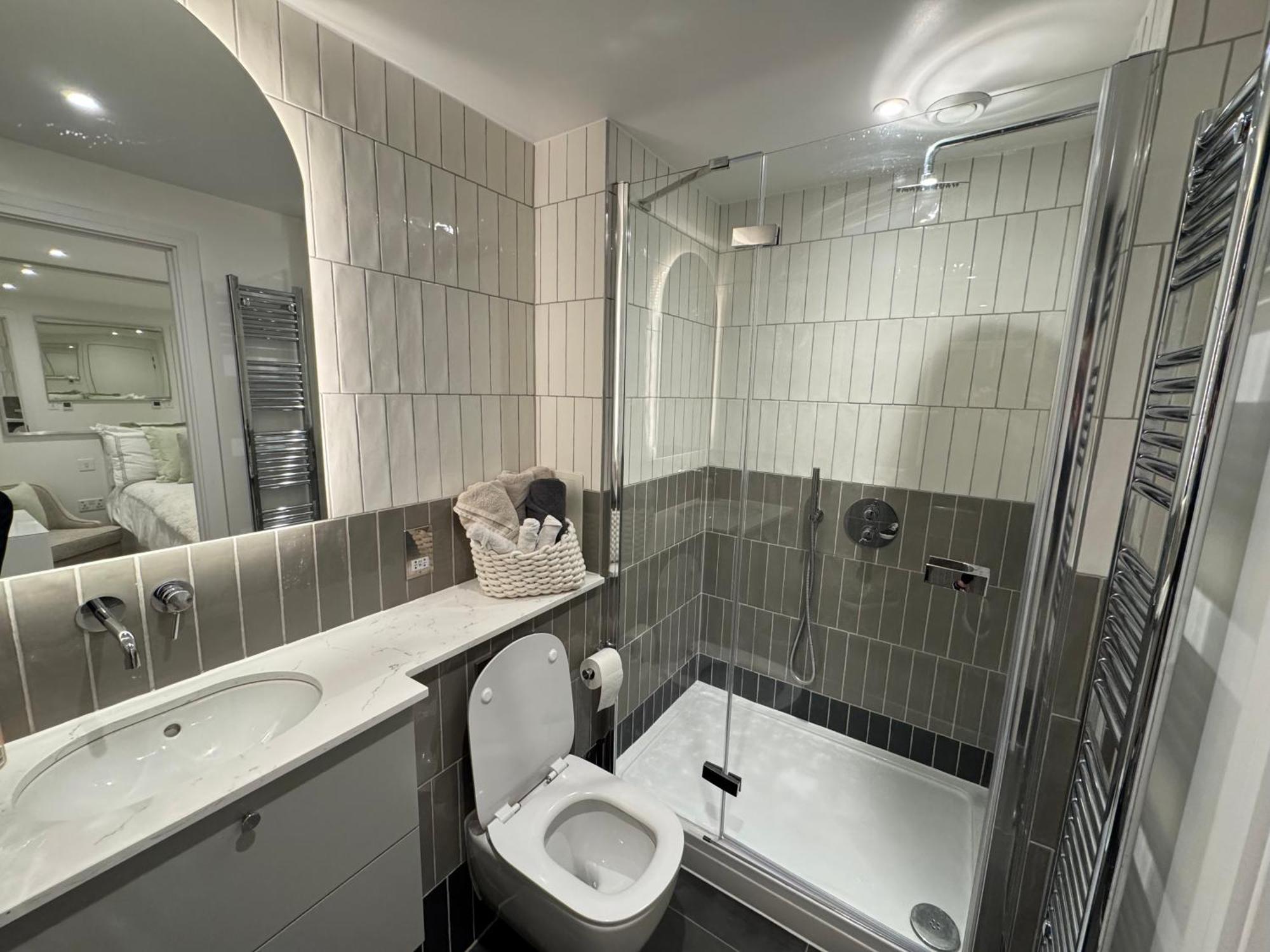Appartamento High Deluxe Standard Flat For 6 People In The Heart Of Londra